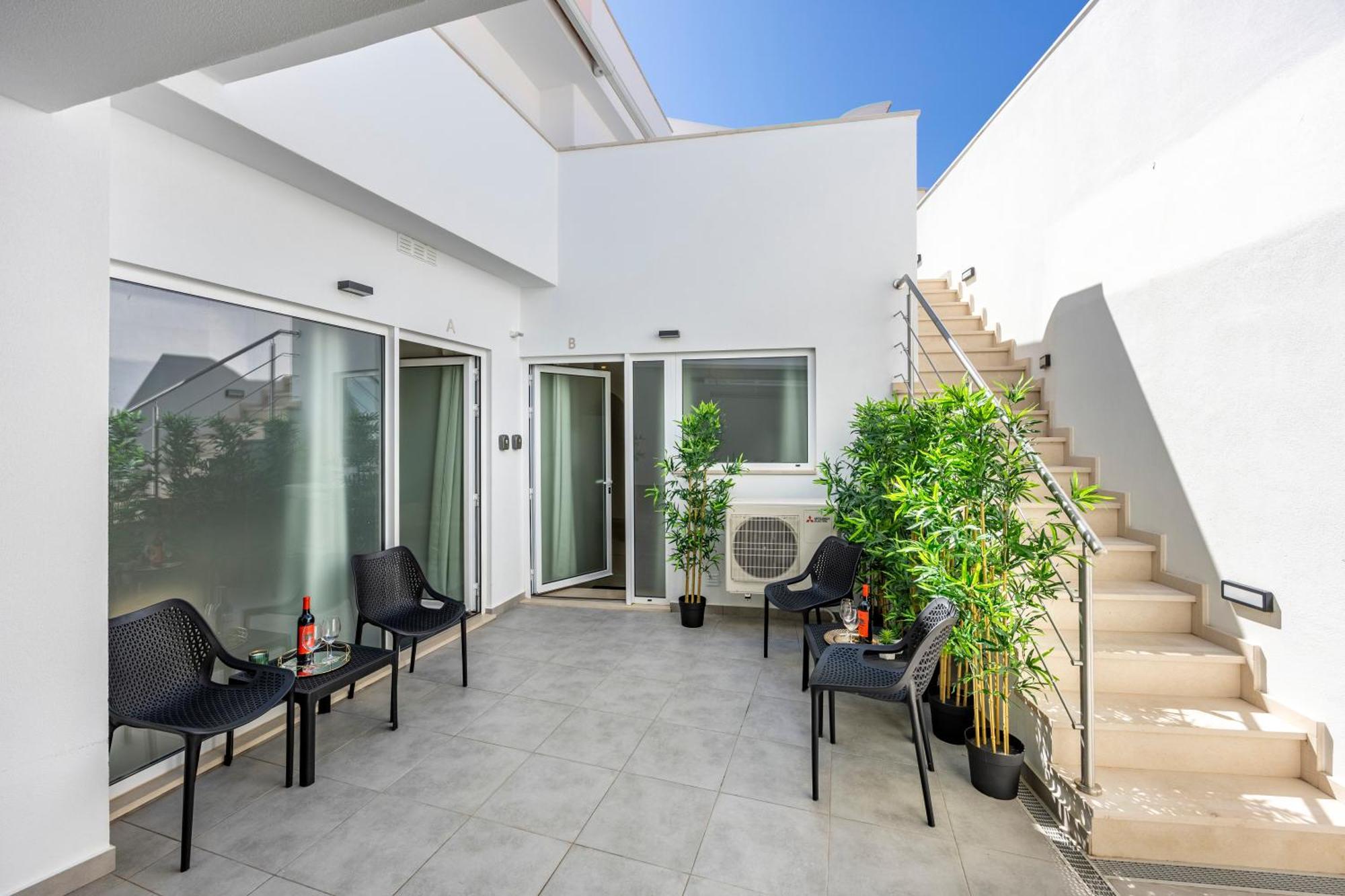 Casa Sao Sebastiao Apartment ลากอส ภายนอก รูปภาพ